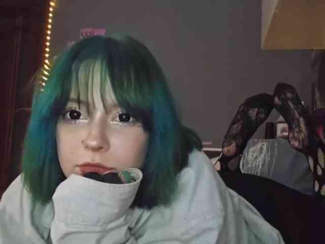 AsukaAge webcam