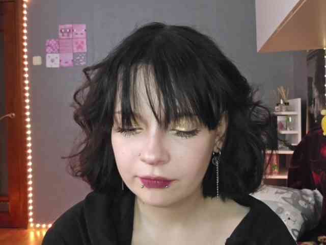 AsukaAge webcam