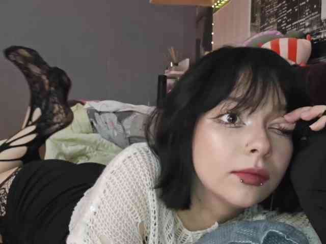 AsukaAge webcam