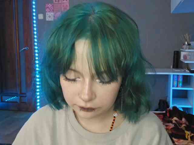 AsukaAge webcam