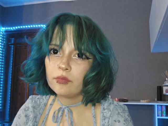 AsukaAge webcam