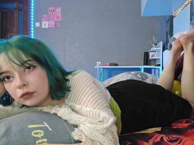 AsukaAge webcam