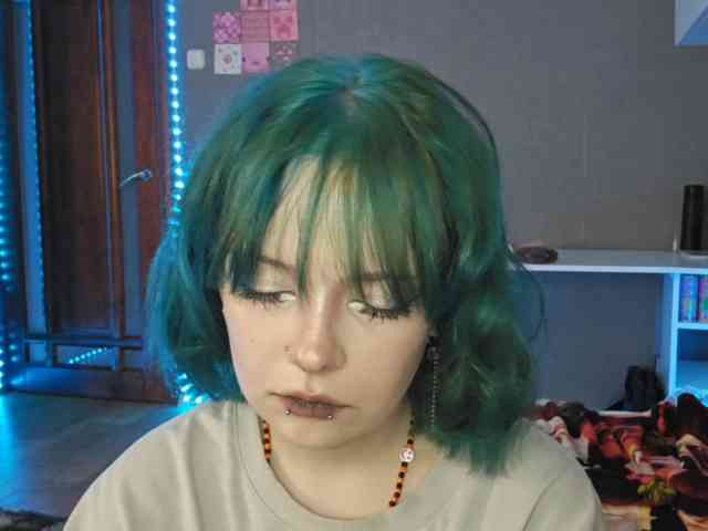 AsukaAge webcam