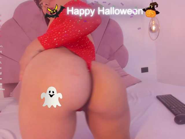 LuluGarcia-mml live cam on BongaCams