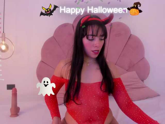 LuluGarcia-mml live cam preview