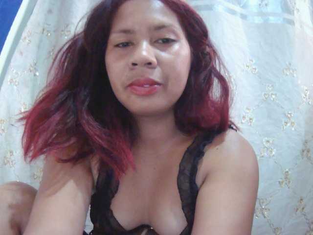 Donia77 live cam on BongaCams