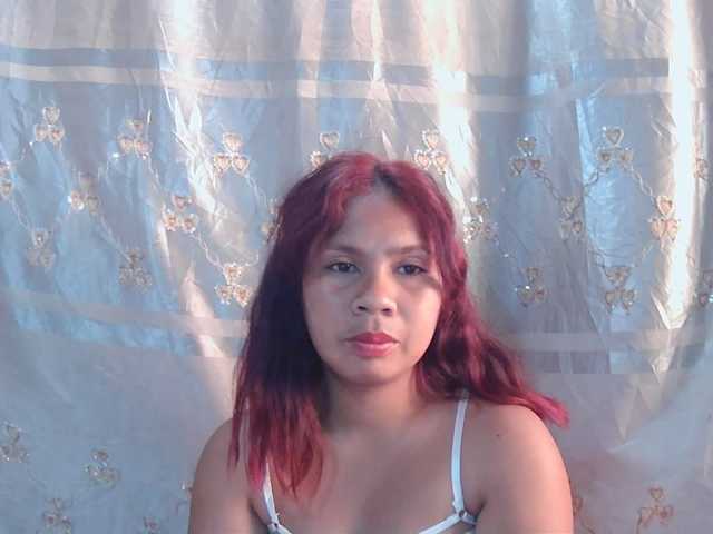 Donia77 live cam on BongaCams
