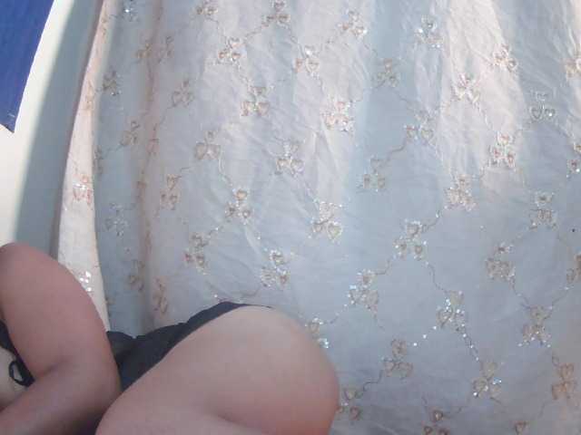 Donia77 live cam on BongaCams