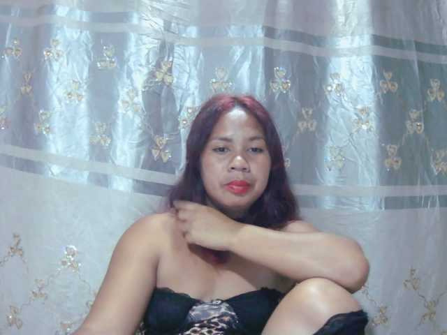 Donia77 live cam on BongaCams