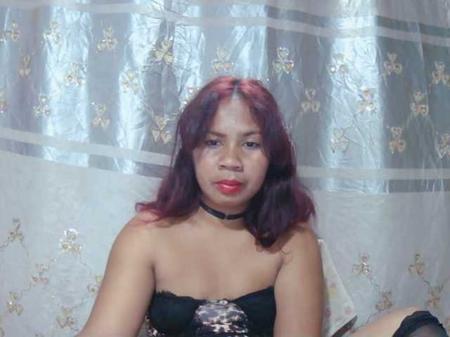 Donia77 live cam on BongaCams