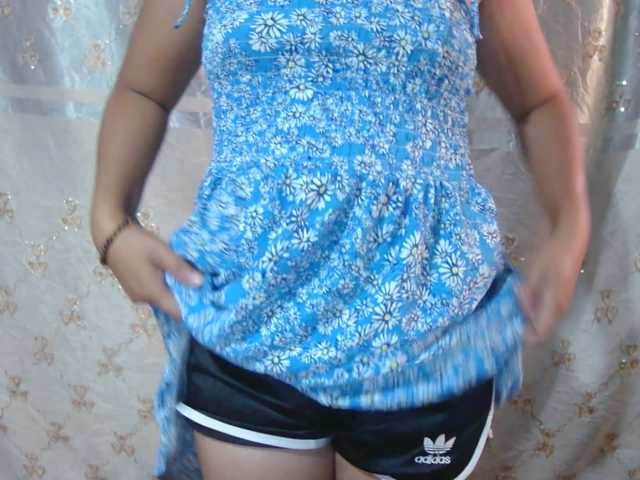 Donia77 live cam on BongaCams