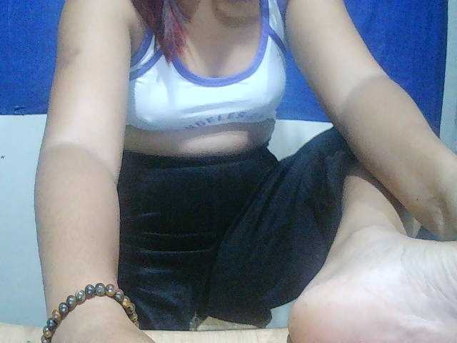 Donia77 live cam on BongaCams