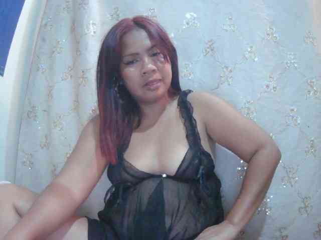 Modèle: Donia77