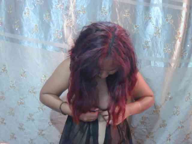 Donia77 webcam