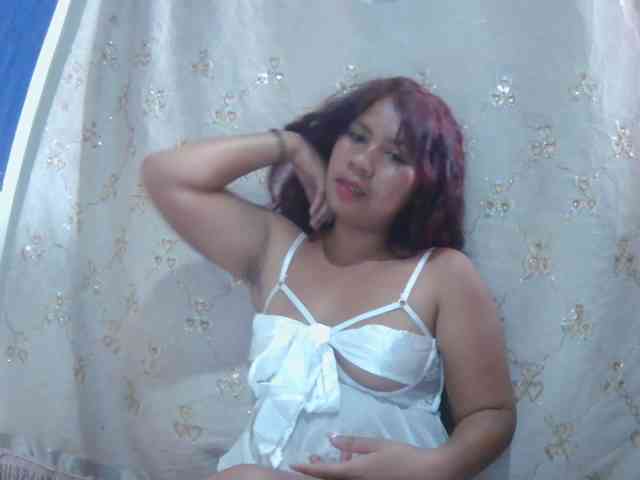 Modèle: Donia77