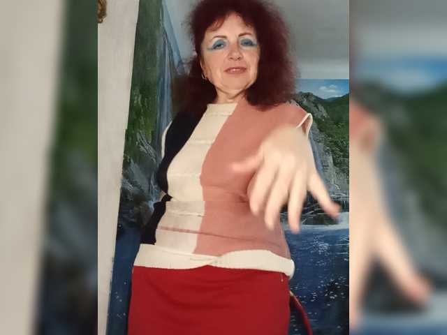Alla54, en directo ahora en BongaCams