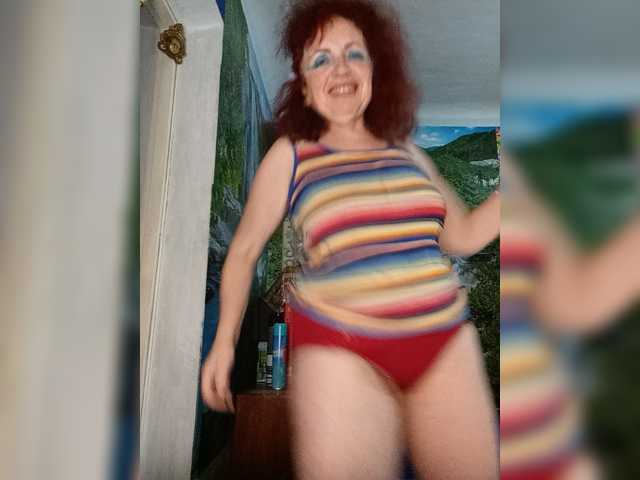Alla54, en vivo ahora en BongaCams