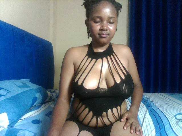 CumCloserr live cam on BongaCams