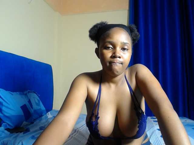 CumCloserr live cam on BongaCams