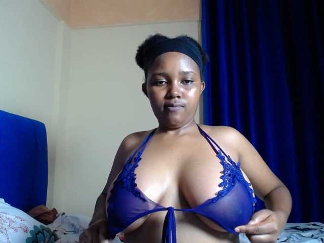 CumCloserr live cam on BongaCams