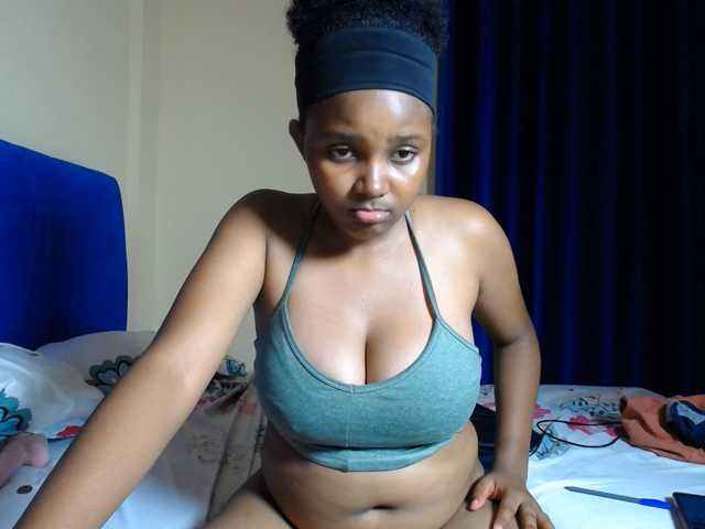 CumCloserr live cam on BongaCams
