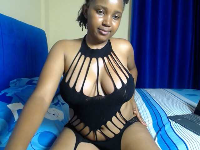 CumCloserr live cam on BongaCams
