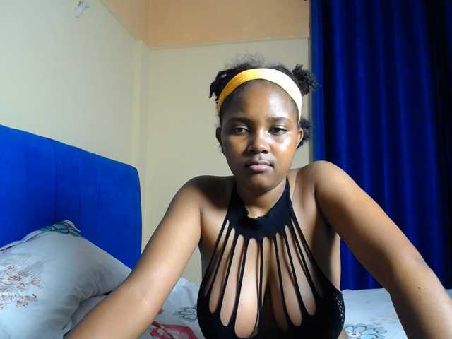 CumCloserr live cam on BongaCams