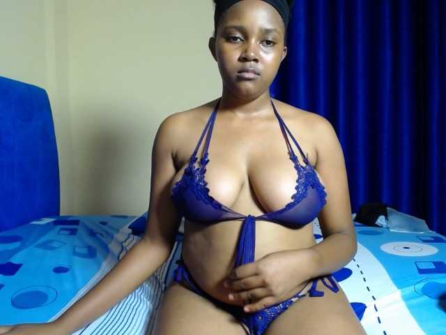 CumCloserr live cam on BongaCams