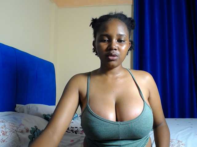 CumCloserr live cam preview