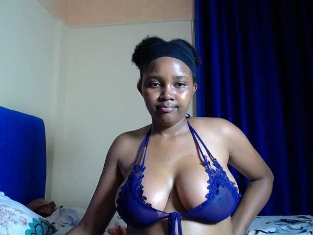 CumCloserr live cam on BongaCams