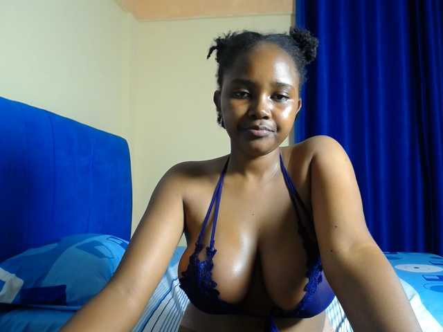 CumCloserr live cam on BongaCams