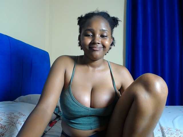 CumCloserr live cam on BongaCams