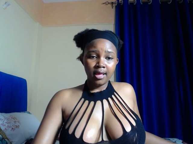 CumCloserr live cam on BongaCams