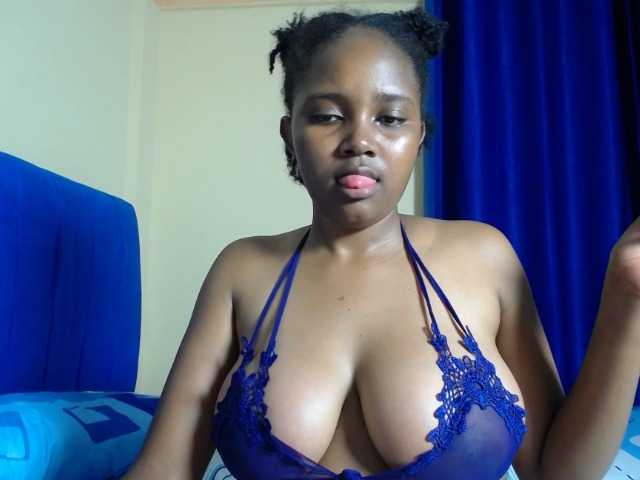 CumCloserr live cam preview