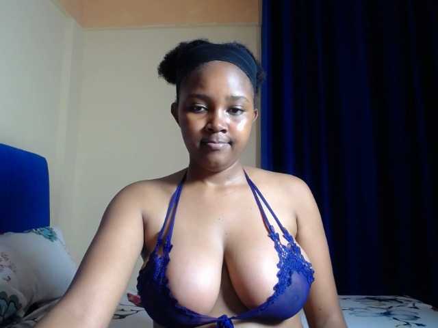 CumCloserr live cam on BongaCams