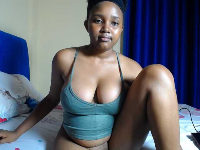 CumCloserr live cam on BongaCams