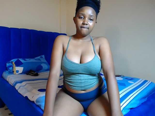 CumCloserr live cam on BongaCams