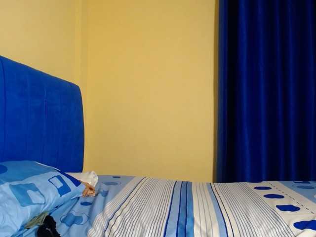 CumCloserr live cam on BongaCams