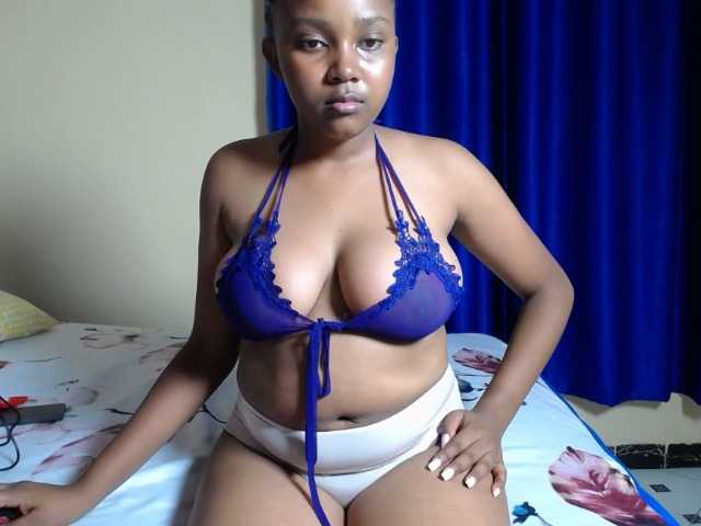 CumCloserr live cam on BongaCams