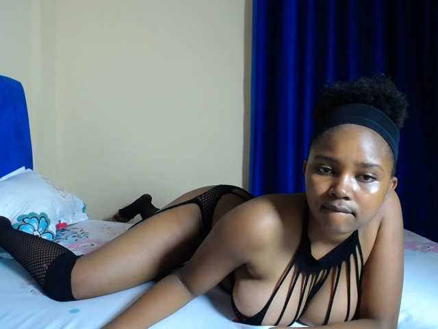 CumCloserr live cam on BongaCams