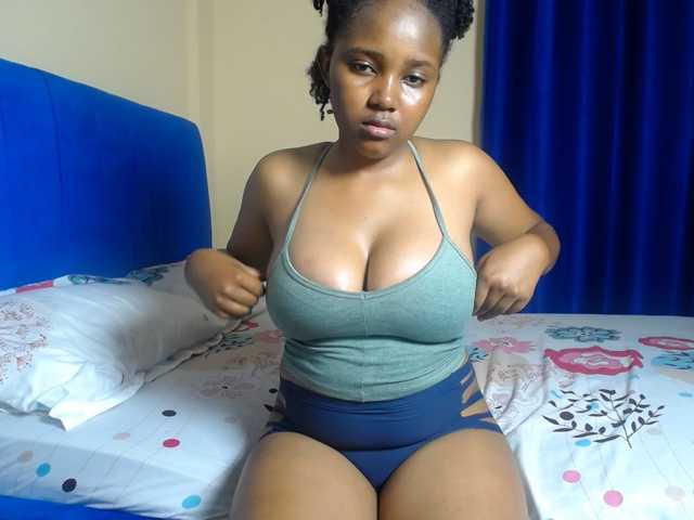 CumCloserr live cam on BongaCams