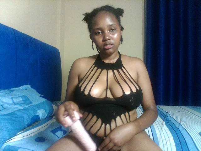 CumCloserr live cam on BongaCams