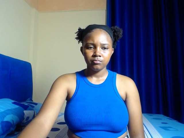 CumCloserr live cam on BongaCams