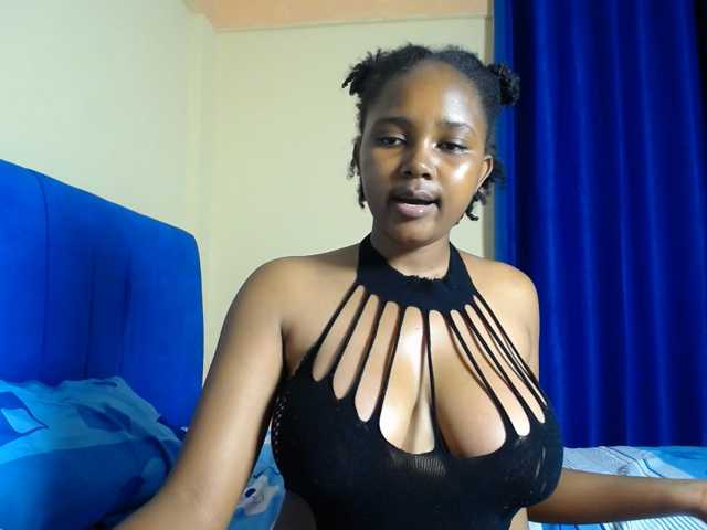 CumCloserr live cam on BongaCams