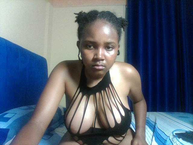 CumCloserr live cam on BongaCams