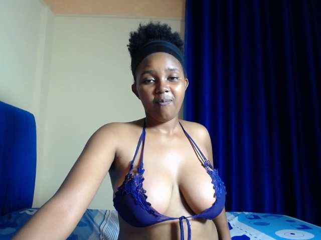 CumCloserr live cam on BongaCams
