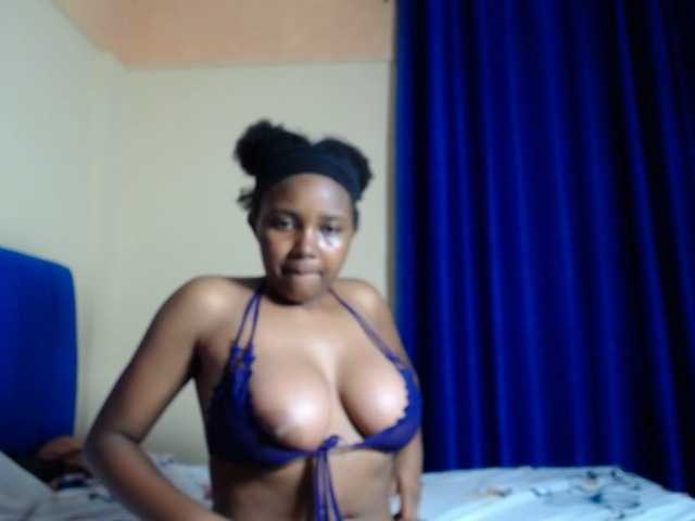 CumCloserr live cam on BongaCams