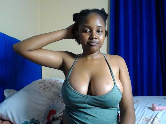 CumCloserr live cam preview