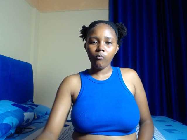 CumCloserr live cam on BongaCams
