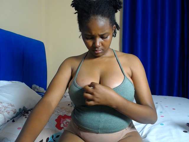 CumCloserr, live now on BongaCams